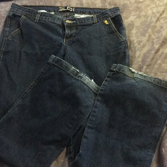 Jeans - Picture 2 of 3